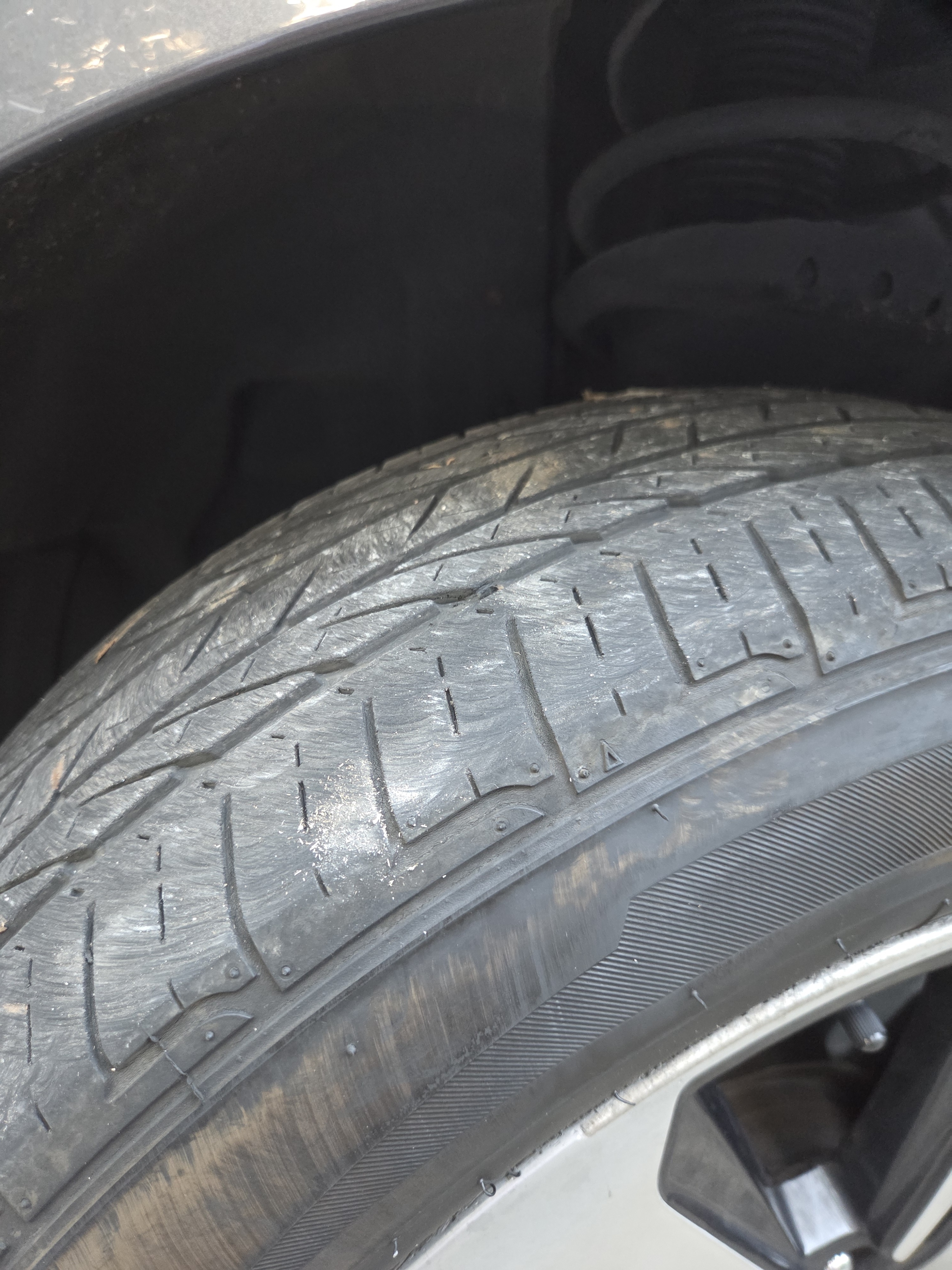 Tire tread